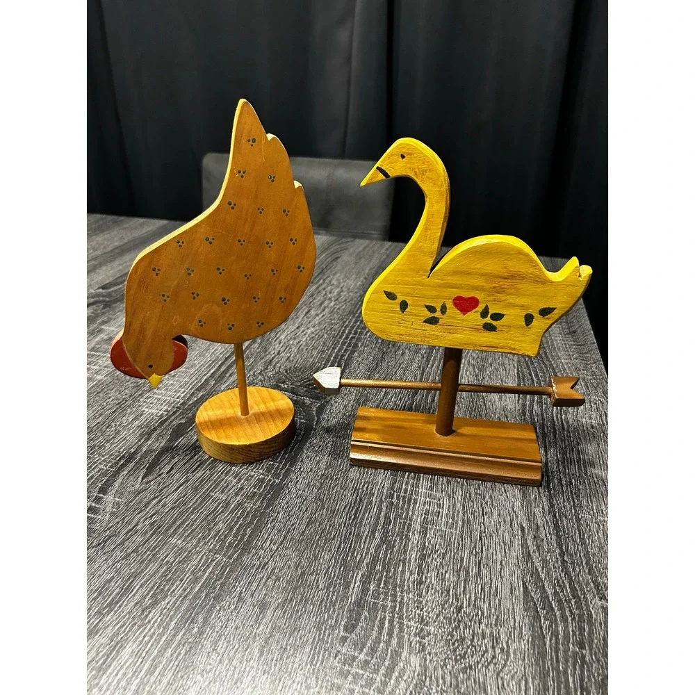 Vintage Hand-Painted Wooden Chicken & Swan Primitive‎ Folk Art Figurines Farm